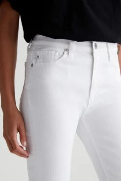 Mari Straight In White -Cheap Feminique Finds Store p60968 Z 011220240606392003x3000 1