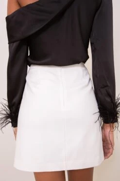 Winter White Mini Skirt -Cheap Feminique Finds Store p61091 Z 102720230756162000x3000 1