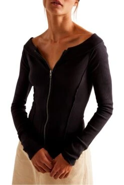 FREE PEOPLE Eye Candy Tee -Cheap Feminique Finds Store p62708 Z 052420240354252011x3000 2